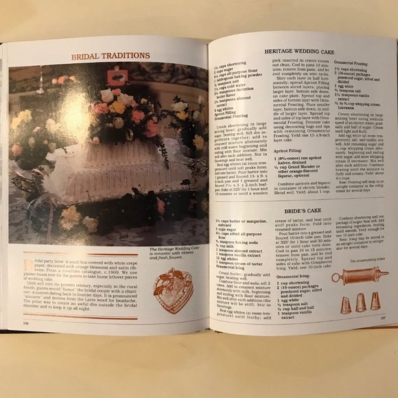 VINTAGE Cakes Cookbook - Picture 4 of 5